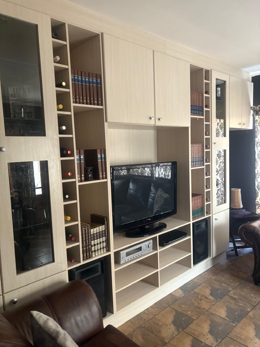 To Let 3 Bedroom Property for Rent in Campher Park Eastern Cape